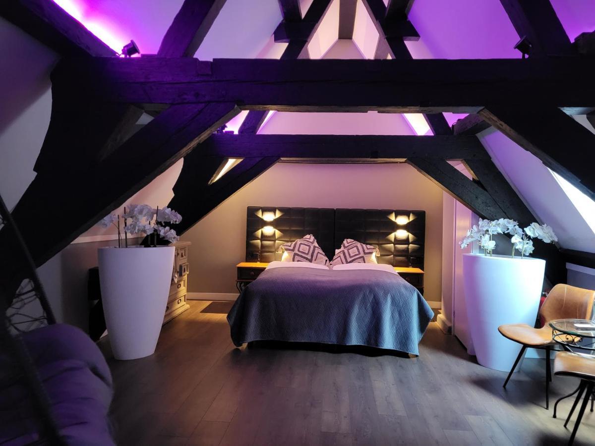 Hotel Broer & Zus Хага Екстериор снимка